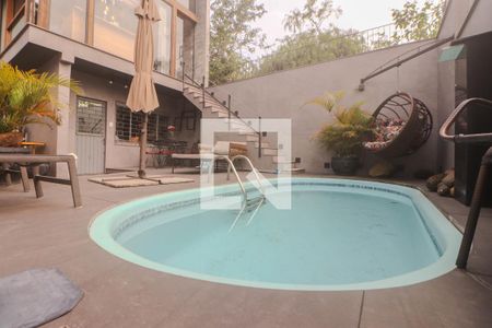 Casa para alugar com 1089m², 5 quartos e 3 vagas Casa para alugar com 1089m², 5 quartos e 3 vagasPátio