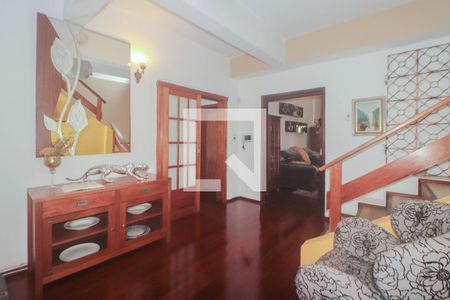 Sala 2 de casa para alugar com 5 quartos, 1089m² em Jardim Itu, Porto Alegre