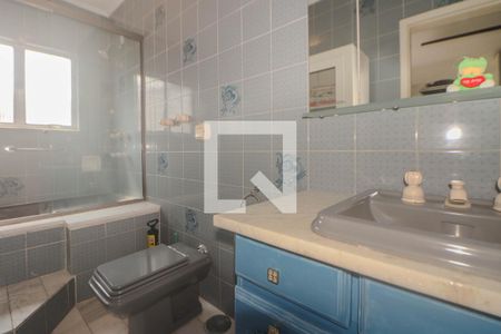 Casa para alugar com 1089m², 5 quartos e 3 vagas Casa para alugar com 1089m², 5 quartos e 3 vagasBanheiro da Suíte