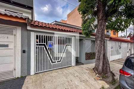 Casa à venda com 300m², 3 quartos e 2 vagasFachada