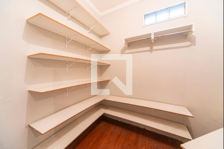 Casa à venda com 300m², 3 quartos e 2 vagasCloset do Quarto 3