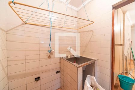 Casa à venda com 300m², 3 quartos e 2 vagasÁrea de Serviço