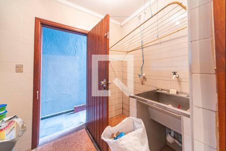 Casa à venda com 300m², 3 quartos e 2 vagasÁrea de Serviço