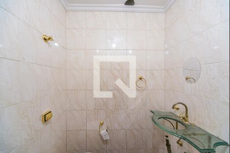 Casa à venda com 300m², 3 quartos e 2 vagaslavabo