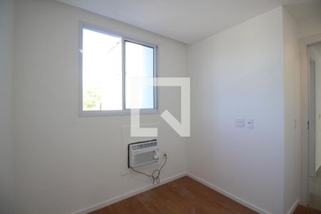 Quarto 2 de apartamento para alugar com 2 quartos, 44m² em Jacarepaguá, Rio de Janeiro