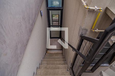 Casa de condomínio à venda com 148m², 2 quartos e 2 vagasEscada