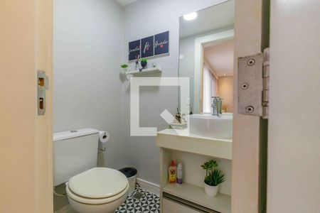 Casa de condomínio à venda com 240m², 4 quartos e 1 vagaLavabo 1