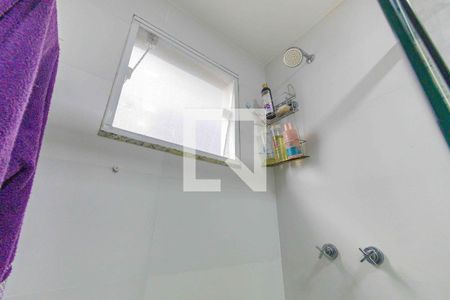 Casa de condomínio à venda com 240m², 4 quartos e 1 vagaBanheiro da Suíte 2