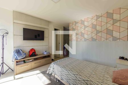 Casa de condomínio à venda com 240m², 4 quartos e 1 vagaSuíte 1