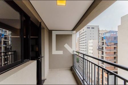 Studio à venda com 35m², 1 quarto e sem vaga Studio à venda com 35m², 1 quarto e sem vagaStudio/Varanda