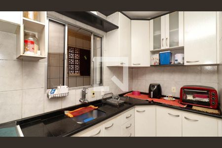 Casa de condomínio à venda com 89m², 2 quartos e 2 vagasCozinha