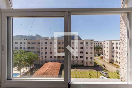 Apartamento para alugar com 44m², 2 quartos e sem vaga Apartamento para alugar com 44m², 2 quartos e sem vagaÁrea de Serviço Janela
