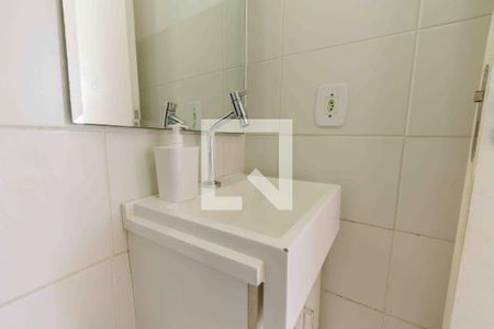 Apartamento para alugar com 44m², 2 quartos e sem vaga Apartamento para alugar com 44m², 2 quartos e sem vagaBanheiro