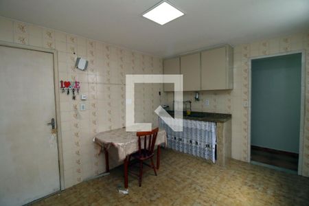 Apartamento à venda com 90m², 2 quartos e 2 vagasCozinha