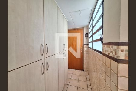 Apartamento à venda com 220m², 2 quartos e sem vagaÁrea de serviço 