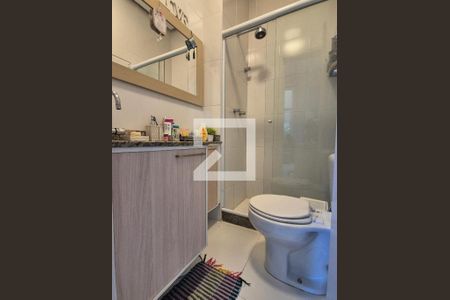 Apartamento à venda com 113m², 3 quartos e 2 vagasBanheiro da suíte