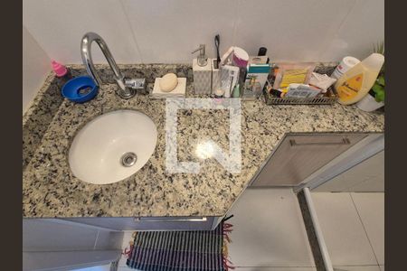 Apartamento à venda com 113m², 3 quartos e 2 vagasBanheiro da suíte