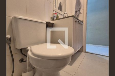 Apartamento à venda com 113m², 3 quartos e 2 vagasBanheiro social