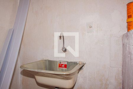 Casa à venda com 100m², 2 quartos e 1 vagaÁrea de Serviço