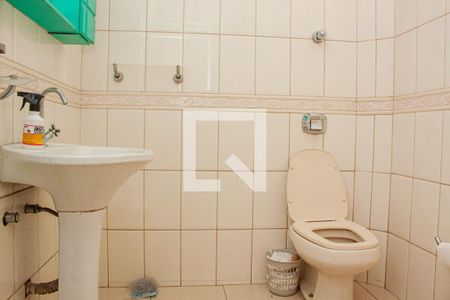 Casa à venda com 100m², 2 quartos e 1 vagaBanheiro