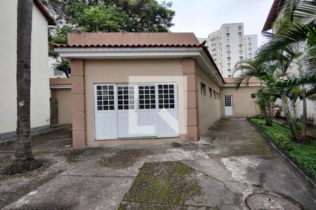 Apartamento para alugar com 50m², 2 quartos e sem vaga Apartamento para alugar com 50m², 2 quartos e sem vagaÁrea comum - Salão de festas