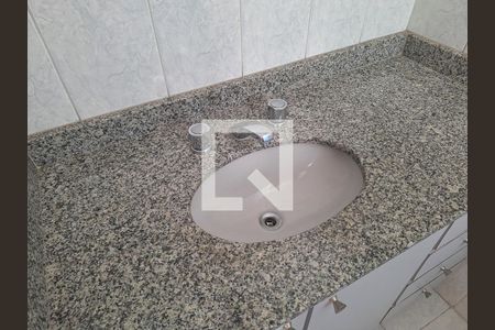 Apartamento à venda com 136m², 4 quartos e 2 vagasBanheiro Quarto 2