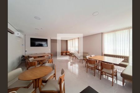 Apartamento à venda com 136m², 4 quartos e 2 vagasÁrea comum - Salão de festas