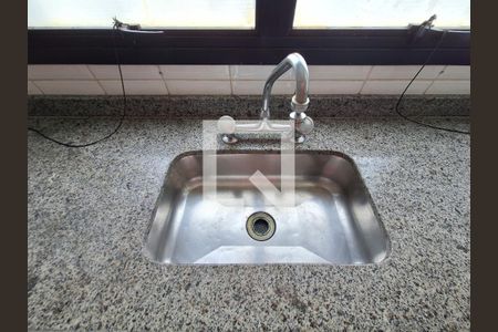 Apartamento à venda com 136m², 4 quartos e 2 vagasCozinha