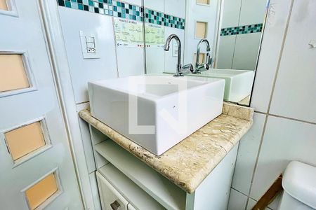 Apartamento para alugar com 64m², 2 quartos e 1 vagaBanheiro