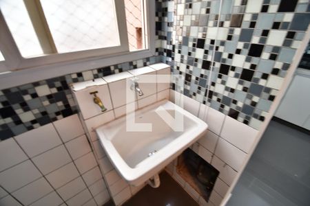 Apartamento à venda com 80m², 2 quartos e 1 vagaÁrea de Serviço