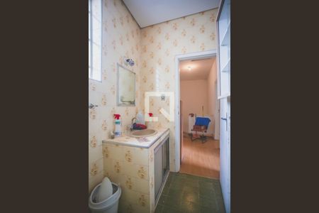 Casa para alugar com 220m², 4 quartos e 4 vagasBanheiro