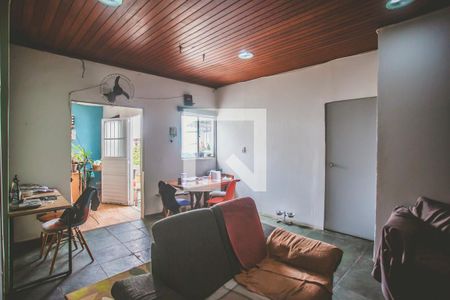 Casa para alugar com 220m², 4 quartos e 4 vagasEdicola