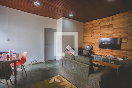 Casa para alugar com 220m², 4 quartos e 4 vagasEdicola