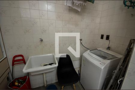Apartamento à venda com 65m², 2 quartos e sem vaga Apartamento à venda com 65m², 2 quartos e sem vagaÁrea de Serviço