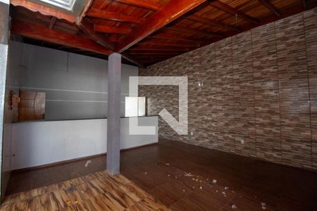 Casa para alugar com 150m², 2 quartos e 2 vagas Casa para alugar com 150m², 2 quartos e 2 vagasCozinha e Sala de Jantar