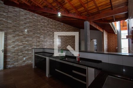 Casa para alugar com 150m², 2 quartos e 2 vagas Casa para alugar com 150m², 2 quartos e 2 vagasCozinha e Sala de Jantar