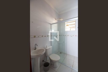 Casa para alugar com 150m², 2 quartos e 2 vagas Casa para alugar com 150m², 2 quartos e 2 vagasBanheiro