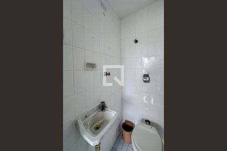 Apartamento para alugar com 68m², 2 quartos e 1 vagaBanheiro de serviço