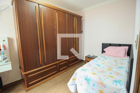 Casa à venda com 300m², 3 quartos e 2 vagas Casa à venda com 300m², 3 quartos e 2 vagasQuarto 2