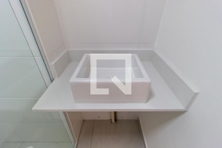 Apartamento à venda com 38m², 2 quartos e sem vagaDetalhe - Banheiro