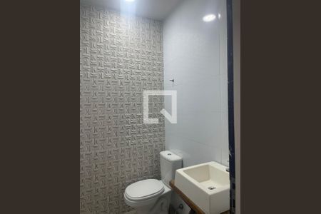 Casa à venda com 132m², 3 quartos e 2 vagasBanheiro