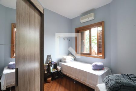 Casa à venda com 245m², 3 quartos e 4 vagasQuarto 2