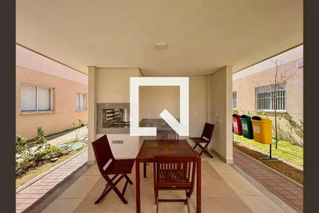 Apartamento para alugar com 36m², 2 quartos e sem vaga Apartamento para alugar com 36m², 2 quartos e sem vagaChurrasqueira