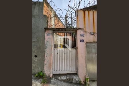 Casa de condomínio para alugar com 66m², 2 quartos e sem vaga Casa de condomínio para alugar com 66m², 2 quartos e sem vagaFachada