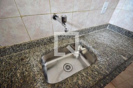 Casa de condomínio para alugar com 66m², 2 quartos e sem vaga Casa de condomínio para alugar com 66m², 2 quartos e sem vagaCozinha - Torneira