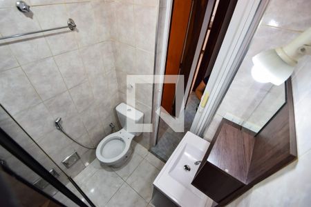 Casa de condomínio para alugar com 66m², 2 quartos e sem vaga Casa de condomínio para alugar com 66m², 2 quartos e sem vagaBanheiro Social