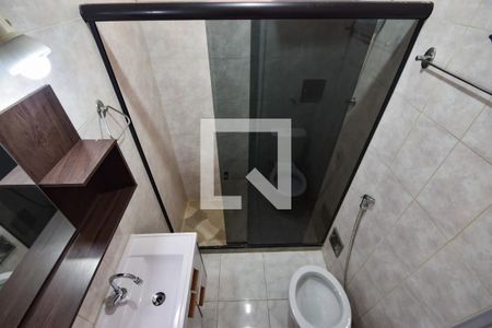 Casa de condomínio para alugar com 66m², 2 quartos e sem vaga Casa de condomínio para alugar com 66m², 2 quartos e sem vagaBanheiro Social