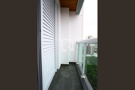 Apartamento à venda com 120m², 4 quartos e 3 vagasVaranda