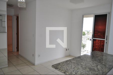 Sala de apartamento para alugar com 2 quartos, 52m² em Del Castilho, Rio de Janeiro