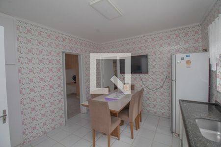 Casa à venda com 300m², 3 quartos e 3 vagas Casa à venda com 300m², 3 quartos e 3 vagasCozinha